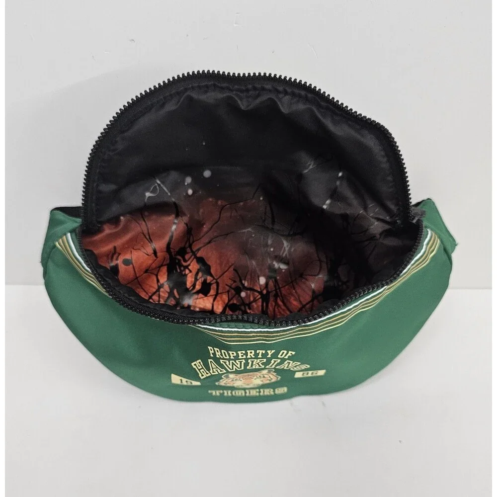 MAC x Stranger Things Fanny Pack Belt Bag Hawkins Tigers 1986 Green Limited Ed